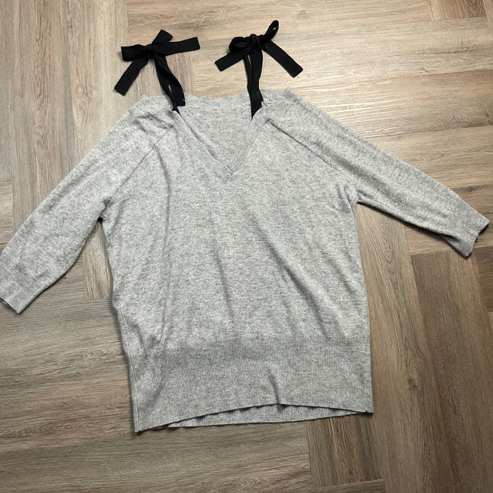 Halston Heritage Merino Wool Cashmere Bow V-Neck Sweater Womens Large Gray Black